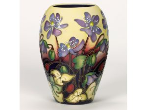 Moorcroft Pottery Ashwood Medal of Honour-0