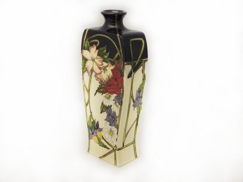Moorcroft Pottery Ophelia's Flowers 39/12-3746